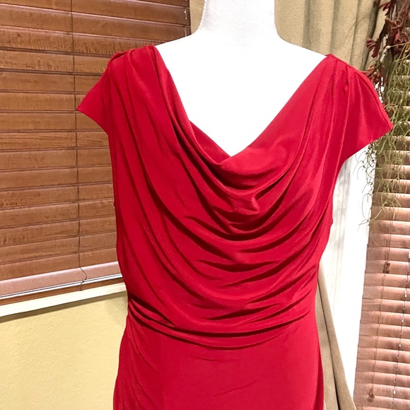 Women's Dress size 14 - NEW ITEM - Picture 2 of 10